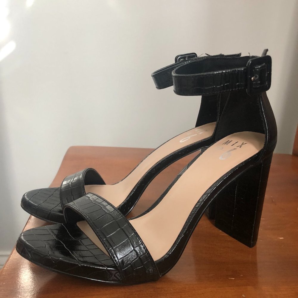 Mix No. 6 Textured Black Heeled Sandals